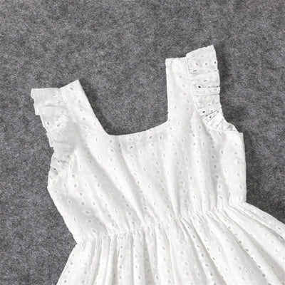 Niemowlęca biała sukienka-Babylette